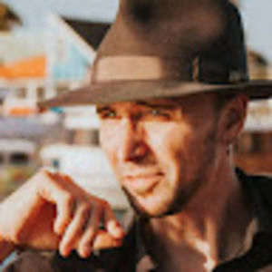 Meet your Posher, Bob